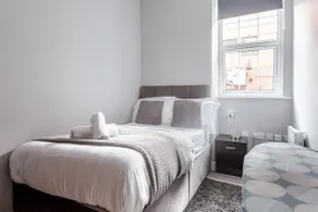 Book Now for 10% OFF! Last Minute Deal | Sleeps 2 - Image 2