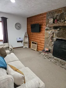 West Side Angler's Studio - Image 3