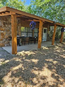 West Side Angler's Studio - Image 4