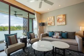 Magnificent apt in a Laguna on the lake shore - Image 2
