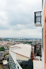 Lt.20 (D) Forest & City View, Netflix & WIFI - Image 2