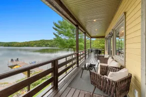 The Yellow Cottage - Image 2