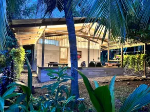 60 steps to the beach: traditional bungalow - Image 2