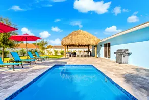 Luxe Heated Pool Home, Tiki Hut, Bar, Air Hockey! - Image 2