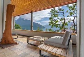 Villa with pool, garden & direct at lake - Image 5