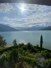 Villa with pool, garden & direct at lake - Image 2