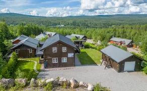 A wonderful estate of two houses for all seasons! - Image 2