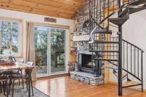 Eagle Crest Cottage on Lipsett Lake - Image 3