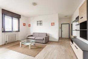 House with views and terrace in Udine - Image 3