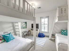 Big Family Friendly Lake House - Image 5
