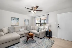 Great Location Fam Friendly Home w/Lrg Fenced Yard - Image 3