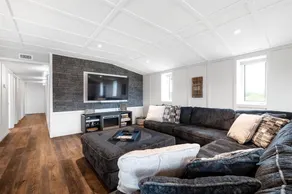 Super Comfy Riverfront Cabin with Sauna & More - Image 5