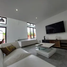 Loft house with Jacuzzi & garden – 10 min from Rennes - Image 2