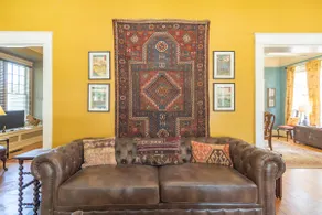 Midtown Central Gardens Bungalow - Image 3