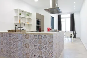 Spacious 2-Bed Apartment | Sandstone 19 - Image 3