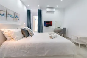 Spacious 2-Bed Apartment | Sandstone 19 - Image 5