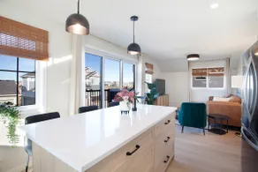 2 Bedroom Carriage House w/ AC & Waterfront Views - Image 2