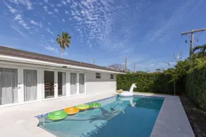 Private Pool + BBQ • Parking x4 • Near MIA - Image 2