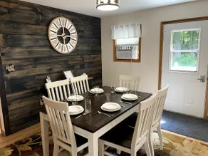 Lawrences Hideaway - Image 3