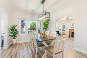 Quiet & Safe Neighborhood Near DTLA - King Bed! - Image 4