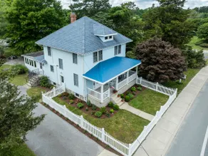 Robins Nest Inn. - Image 2