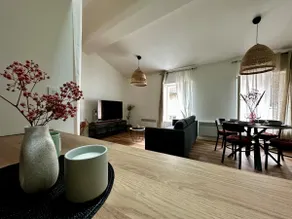Air-conditioned duplex apartment downtown - Image 4