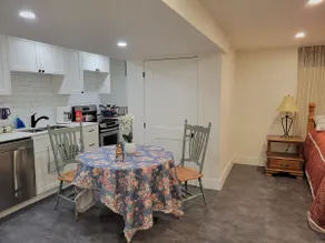 Entire Guest Unit+Free Parking by Glenbridge Plaza - Image 5