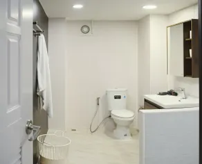 Hidden Gems in China town, 2BR - Image 5