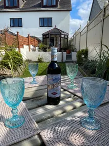 Cornish Holiday Home In Tintagel with views to the sea, parking and Wi-Fi - Image 3