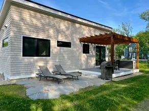 New home, amazing location - Image 3