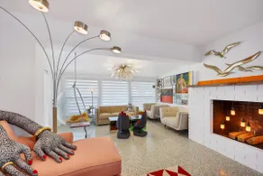 Art Themed Home with Stock Tank Pool - Image 4