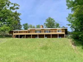 Hilltop House with Awesome Views on East Stylus Lk - Image 2