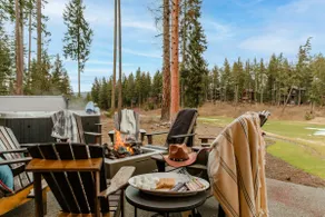 5 King Beds! Golf Course View on Huge Shaded Deck - Image 3