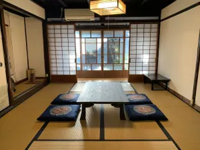 [1 Building for Rent] Large 150-year-old townhouse close to sightseeing spots/Up to 10 people - Image 3
