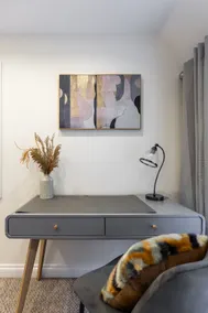 Flat in Guildford - Image 3