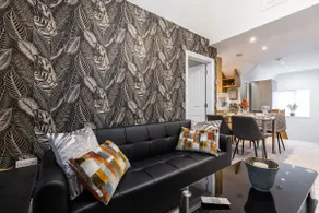 Flat in Guildford - Image 4