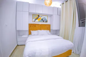 Entire 1bedroom apart- Netflix, Breakfast included - Image 2