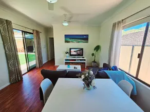 Blenny Park Guesthouse - Image 4