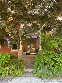 Super Cozy Central Home alongside Byward Market - Image 2