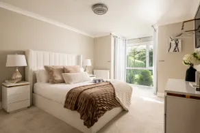 Seahaven in Sandbanks with Private Hot Tub - Image 2