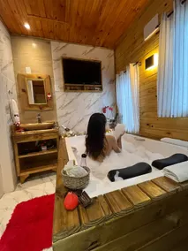 Romantic Chalet Recanto São Jorge with a beautiful Jacuzzi - Image 4