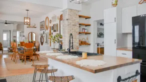 Charming 1870s Downtown Loft - Image 5
