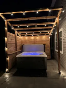 Marmon Retreat-5BR/hot tub/theater, near TPC & NSC - Image 4