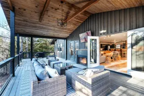 Family Friendly-Game Room-Cozy - Image 2