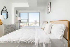Central Serene Condo King Bed by MIT Harvard GYM - Image 4