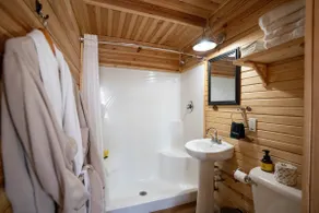 Secluded 3 Bedroom | Private Hot Tub, Fire Pit - Image 5