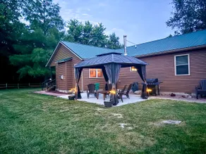 Binion Lodge: Wooded Privacy near Lake Shelbyville - Image 3