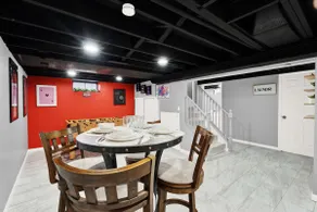 Elegant Countryside 4BD Oasis in Shelby Twp - Image 3