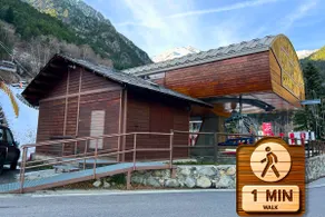 Mountain retreat, terrace with views and parking - Image 4