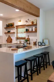 Downtown Vero Home | Sleeps 6+| 3 Miles to Beach - Image 2